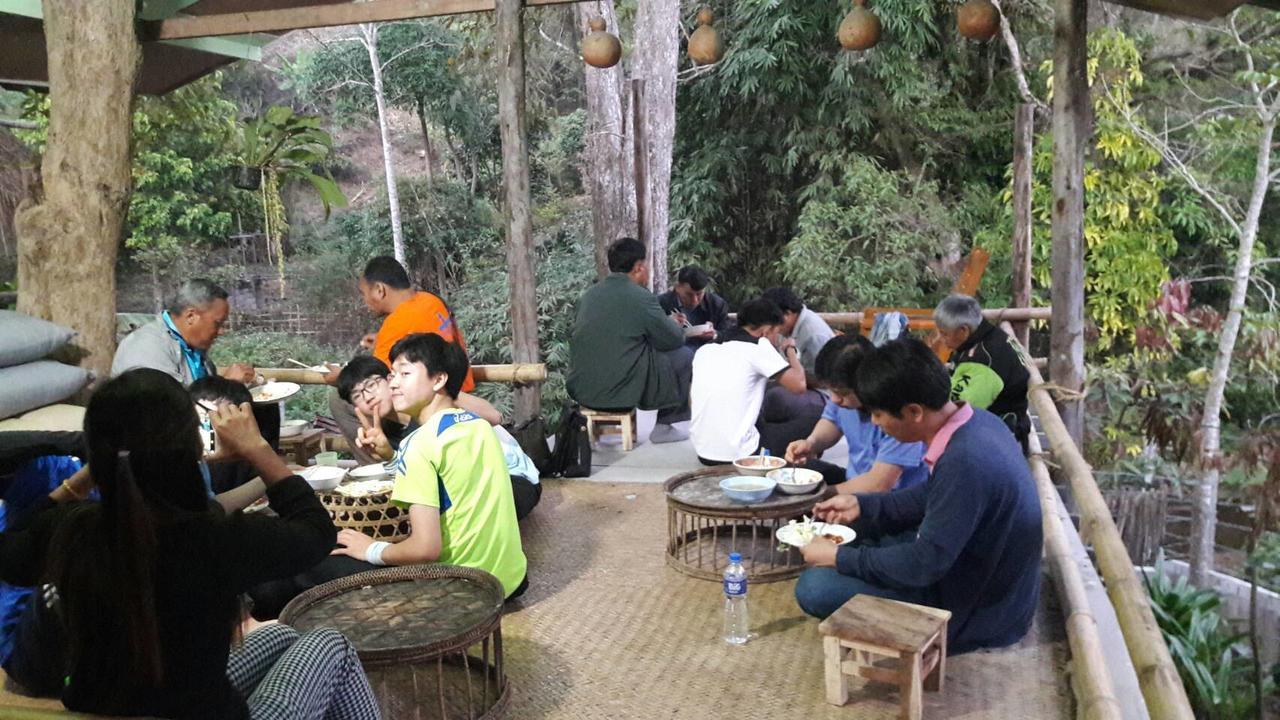 Appartement Hill Tribe Art House à Chiang Rai Extérieur photo