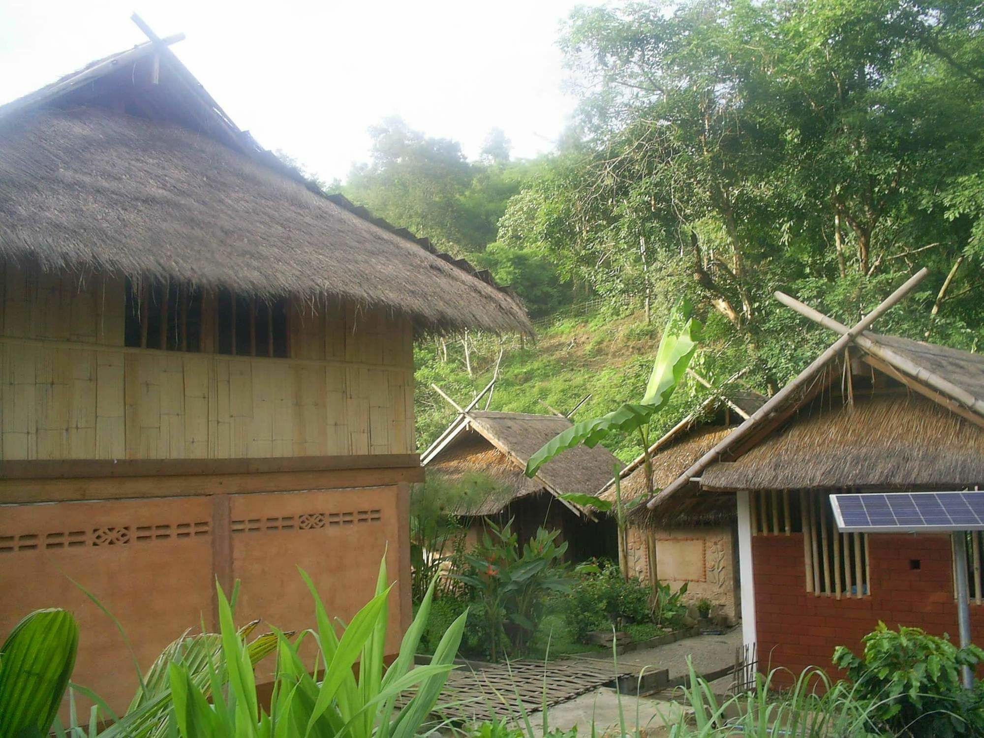 Appartement Hill Tribe Art House à Chiang Rai Extérieur photo