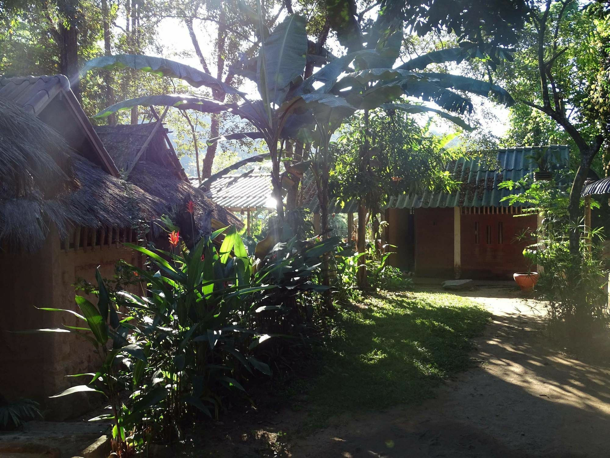 Appartement Hill Tribe Art House à Chiang Rai Extérieur photo