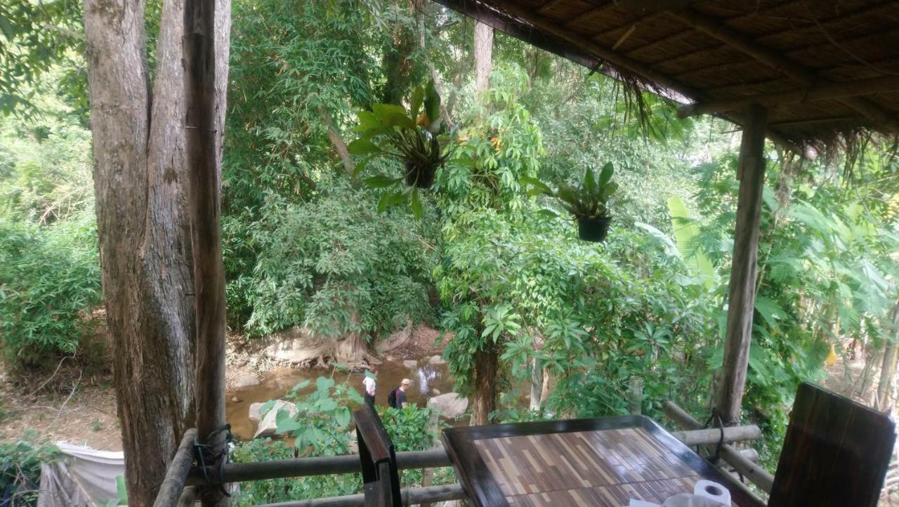 Appartement Hill Tribe Art House à Chiang Rai Extérieur photo